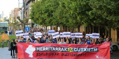 MANIFESTAZIOA IRUÑEA NAFARROA PAI