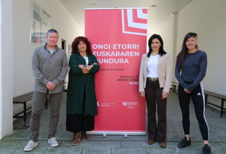 Aitor Aldasoro (Jaurlaritza), Idurre Eskisabel (Kontseilua), Sonia Rodríguez (Jaurlaritza) eta Aize Otaño (Kontseilua), jardunaldien aurkezpenean.