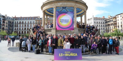 EUSKALTZALEON MARTXA Euskaraz bizitzeko behar den dena Ekainak 13 · Iruñea